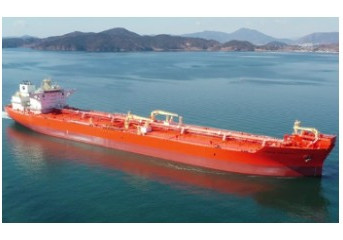 Navio sustentável Eagle Colatina chega ao Brasil para reforçar frota Eco Type da Petrobras