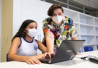 Petrobras já doou mais de oito mil computadores a escolas públicas de SP, RJ e ES