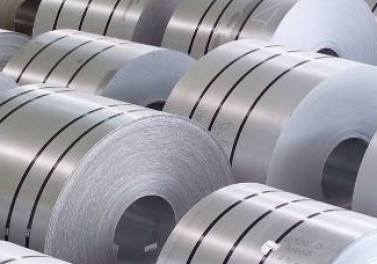 Produção brasileira de aço bruto cresce 3,3% no primeiro bimestre