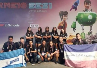 Carros dos alunos do Sesi Maruípe ficam entre os mais rápidos do Festival de Robótica