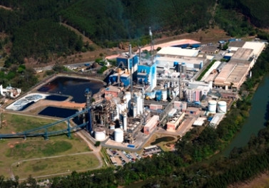 Fibria premia ideias inovadoras de empregados no interior de São Paulo (SP)