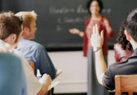 Mais de 600 professores farão curso para ensinar alunos a meditar e buscar a paz nas escolas