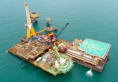 Petrobras inicia remoção das plataformas de Cação, no Espírito Santo