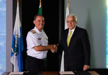 Petrobras renova parceria com a Marinha para apoio a missões científicas no Brasil e na Antártida