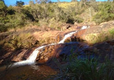Projeto de recuperação de cachoeira de Camargos é aprovado pela comunidade