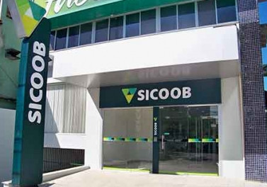 Sicoob amplia agência de Laranjeiras