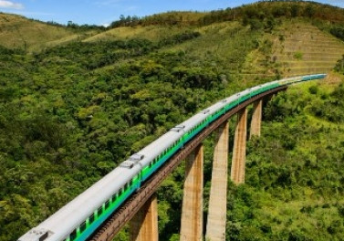 Trem de passageiros da ferrovia Vitória a Minas: passagens serão reajustadas em janeiro