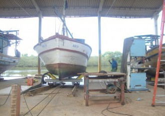 Fibria e parceiros reformam estaleiro de Barra do Riacho