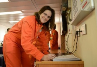 Graça Foster receberá homenagem de organização internacional dos engenheiros de petróleo