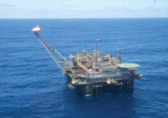 Petrobras alcança recorde anual de produção de petróleo no Espírito Santo