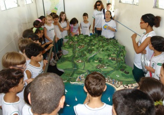 Unidade Móvel de Educação Ambiental da Cesan volta renovada