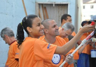 Voluntários da Samarco preparam ações para o Dia V em nove municípios do Estado
