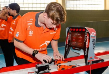 Pocadores, equipe patrocinada pela ArcelorMittal Tubarão, disputa etapa mundial na Inglaterra