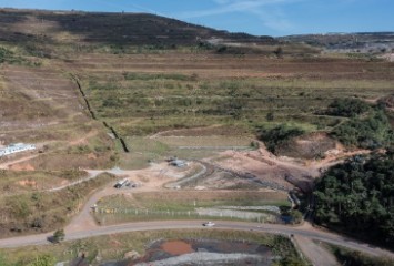 Última das cinco barragens a montante previstas para serem eliminadas neste ano entra em obras