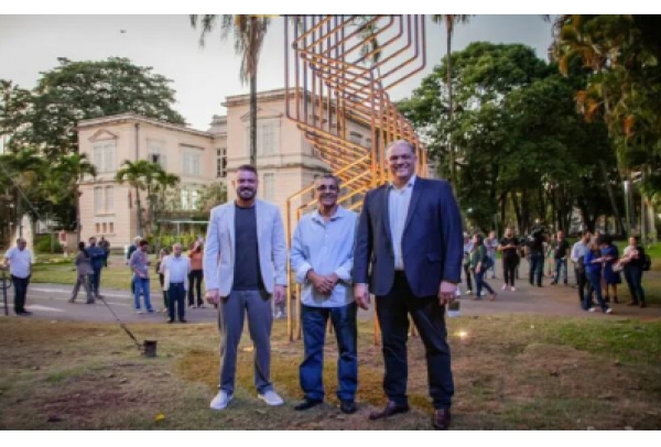 Governo de Minas inaugura Jardim das Esculturas no Palácio da Liberdade com obra doada pela Gerdau