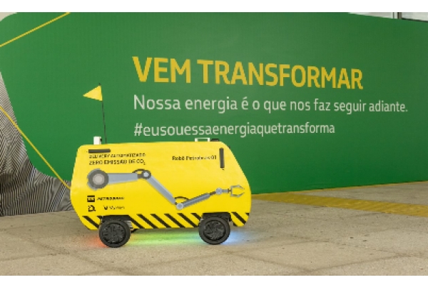 Petrobras testa robô especializado em entregas de amostras em seu centro de pesquisas