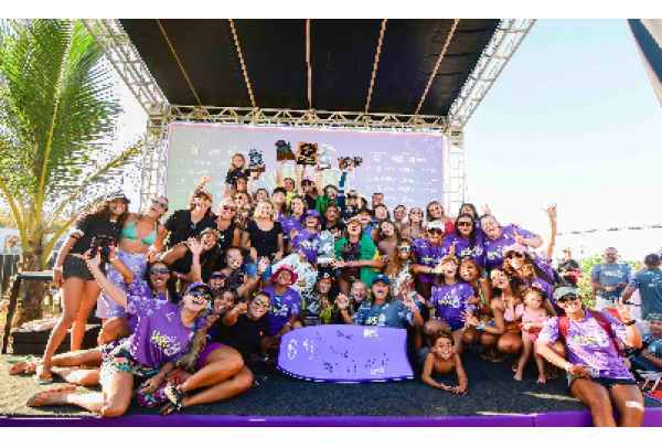 Leilão social de prancha autografada do ArcelorMittal Wahine Bodyboarding Pro