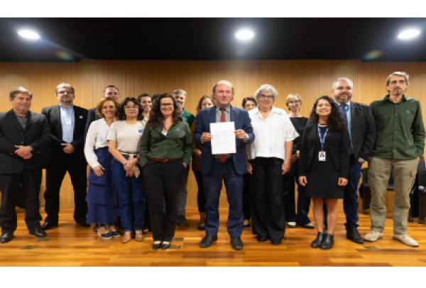 Ibama, ICMBio, Funbio e Samarco assinam termo de repasse para conservação da biodiversidade da Bacia do rio Doce