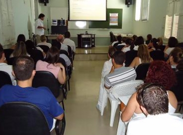 Estado capacita vigilâncias sanitárias municipais em rotulagem de alimentos