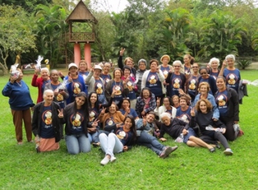 Idosas de projeto social de Cariacica visitam Projeto Tamar, em Vitória
