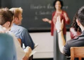 Mais de 600 professores farão curso para ensinar alunos a meditar e buscar a paz nas escolas