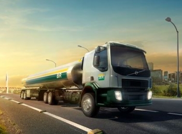 Petrobras doará 3 milhões de litros de combustível para abastecimento de ambulâncias e hospitais de campanha