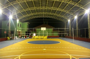 Comunidade de Belo Horizonte, em Anchieta, recebe quadra poliesportiva