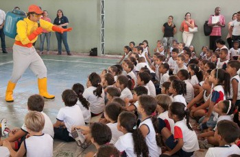 Escolas municipais de Guarapari serão bases de coleta para a reciclagem de óleo de fritura
