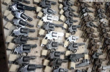 Exército incinera cerca de 2.000 armas na ArcelorMittal Cariacica