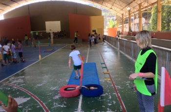Projeto Miniatletismo formou professores para atuarem em ações de esporte com crianças