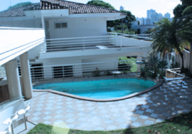 Imóveis do Bandes podem ser comprados mesmo sem leilão