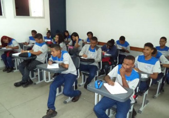 Fibria oferece curso de mecânica de manutenção de máquinas florestais para filhos de trabalhadores