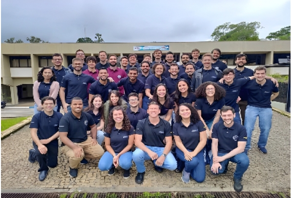 Mestrado em engenharia aeronáutica da Embraer oferece bolsa de R$ 5 mil por mês