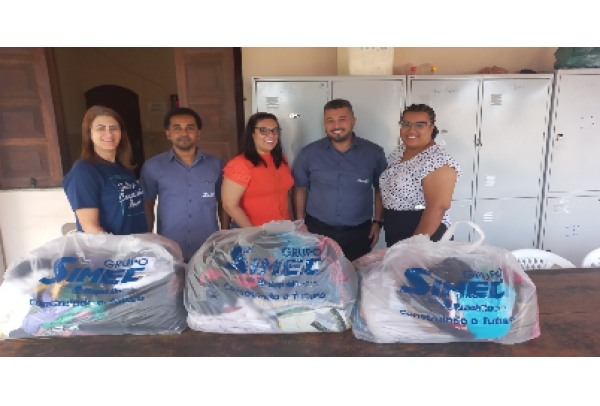 Campanha de empregados da Simec Cariacica arrecada agasalhos para abrigo adulto