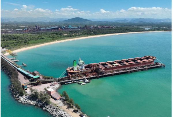 Samarco adota novas tecnologias na amarração de navios para conferir mais segurança ao processo