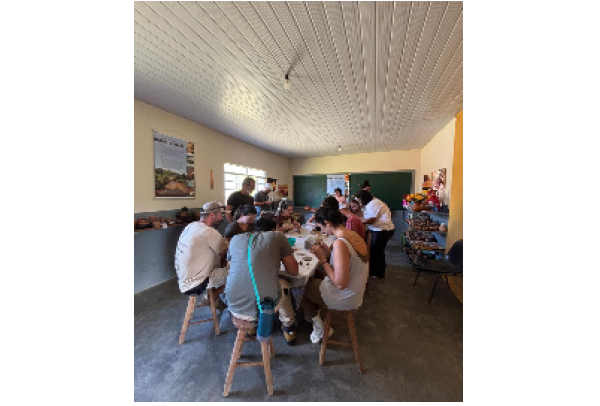 Suzano investe no fortalecimento coletivo e no desenvolvimento de ceramistas em Cunha (SP)