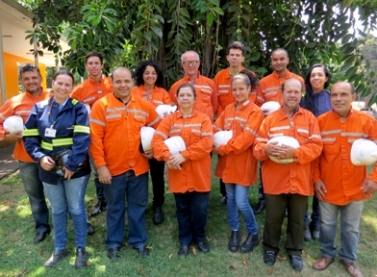 Moradores do bairro Nova América visitam a ArcelorMittal Cariacica