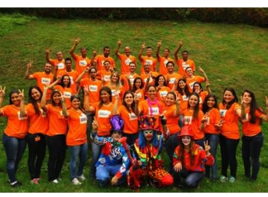 ArcelorMittal Cariacica reúne voluntários para revitalização de praça em Cariacica