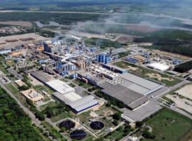 Com receita recorde de R$ 2,3 bilhões, Fibria encerra segundo trimestre com EBITDA também recorde de E$ 1,2 bilhão e com alavancagem de 1,95x, a menor de sua história