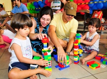 Primeira infância: adultos voltam a ser criança no Parque Botânico Vale