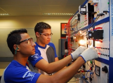 Curso técnico pode ser oportunidade de emprego em tempo de crise
