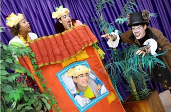Teatro infantil no Parque Botânico da Vale