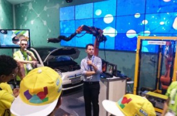 Tecnologias do futuro na educação profissional são tema de exposição do Senai