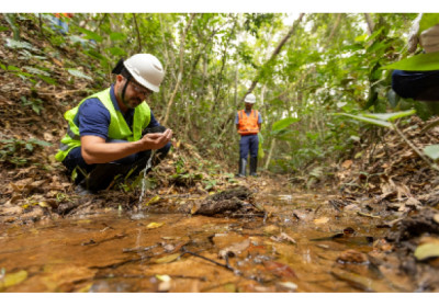 Proteção de nascentes pela Samarco reforça cuidado com a água em Minas e no Espírito Santo