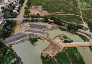 Renova inicia construção de ensecadeira no Rio Pequeno, em Linhares
